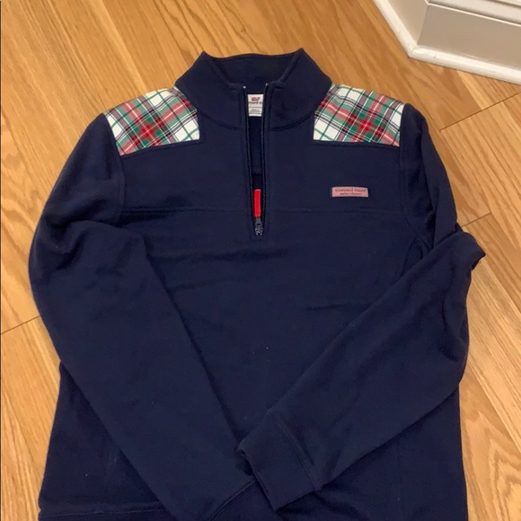 Vineyard Vines Tops - Vineyard Vines Women’s Shep Shirt Size Medium Navy